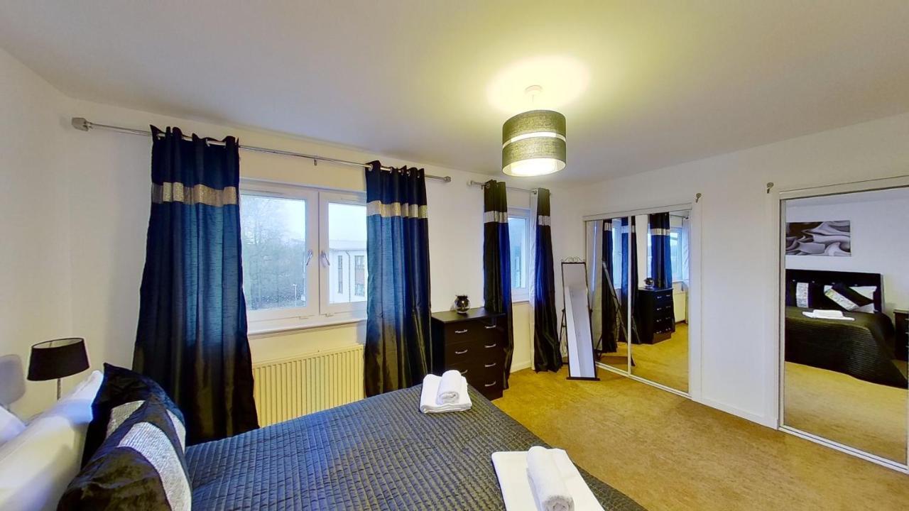 Orange Town House - Shaw Road, Only 6 Minutes To City Centre Aberdeen Exteriör bild