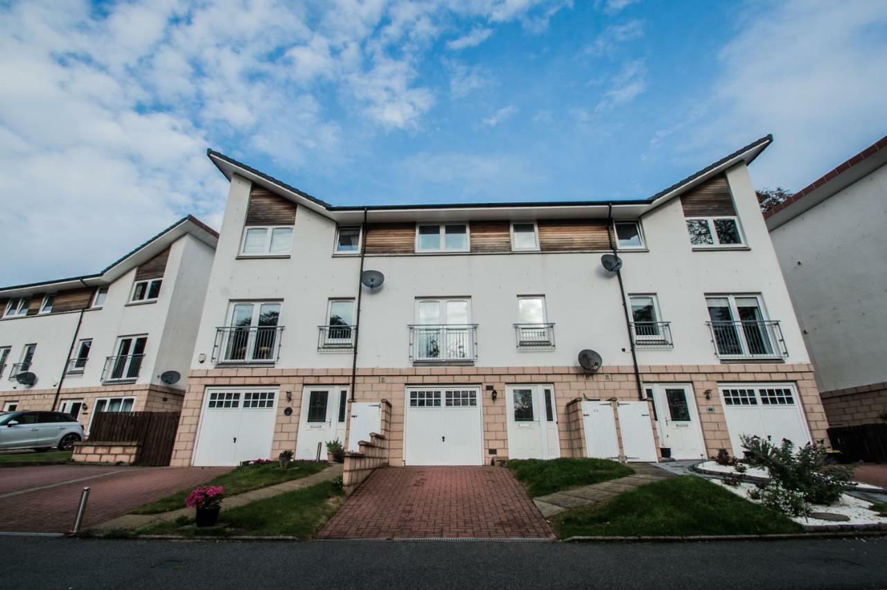 Orange Town House - Shaw Road, Only 6 Minutes To City Centre Aberdeen Exteriör bild